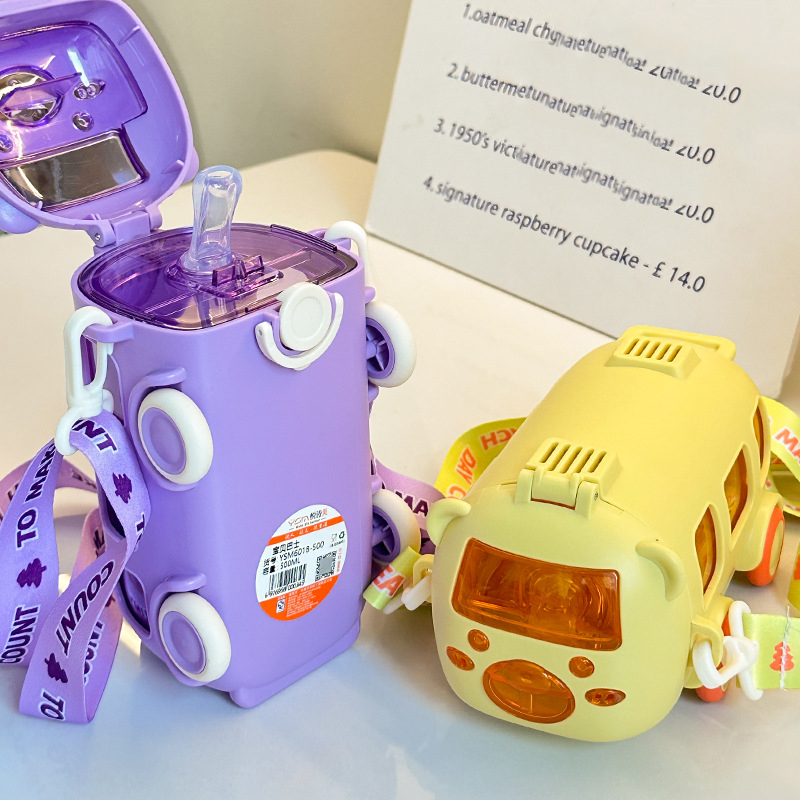 Smart Water Bottle Tracker - 1PC 500ML Cartoon Toy Bus Straw